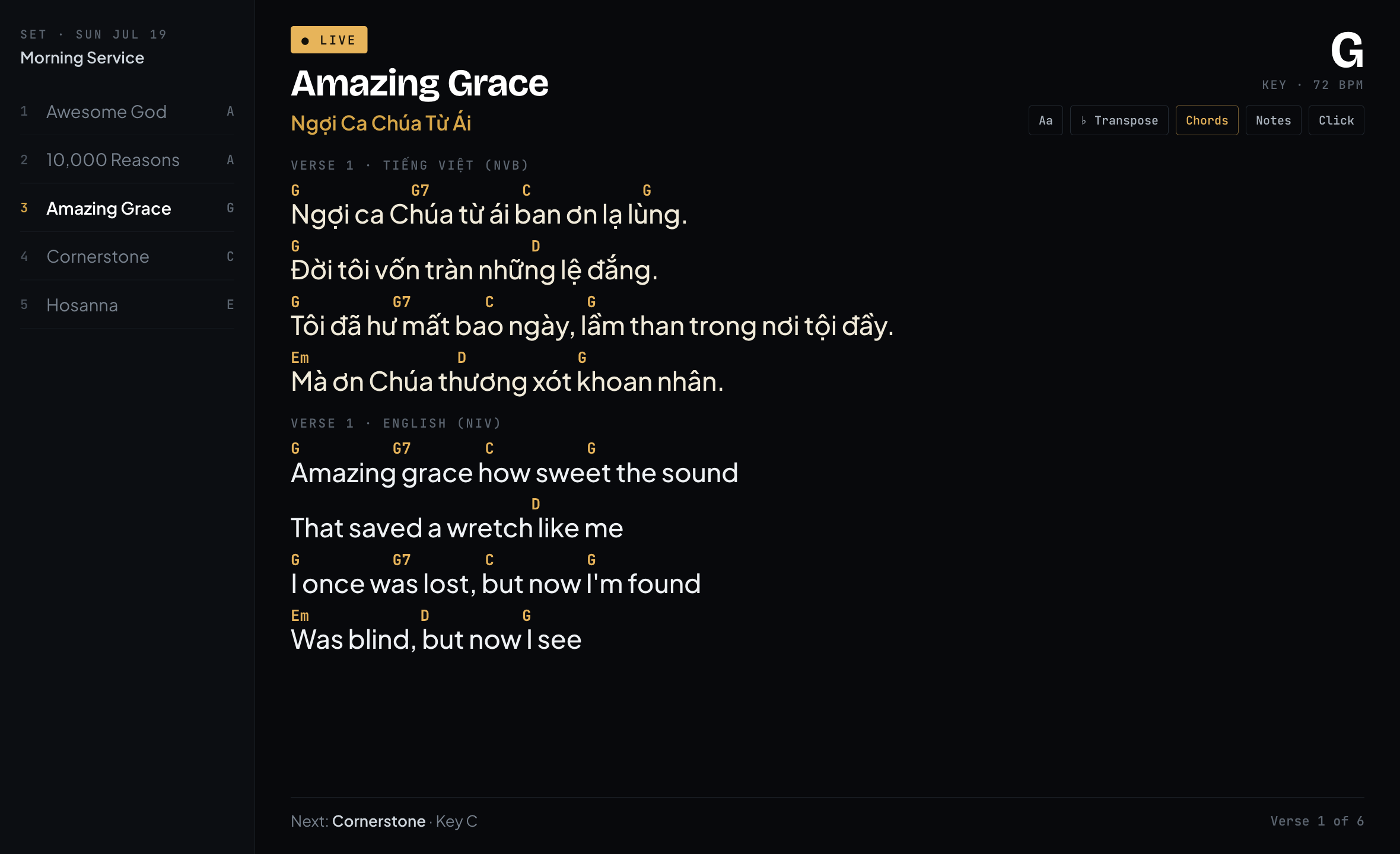 Live Mode on stage: bilingual lyrics, next-song navigation, and font, transpose, and notes controls